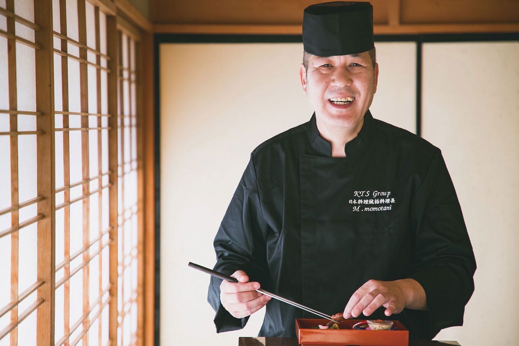 味旅 料理長イメージ